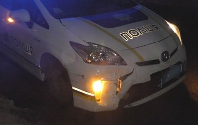 Под Ровно пьяный водитель пытался протаранить полицейское авто